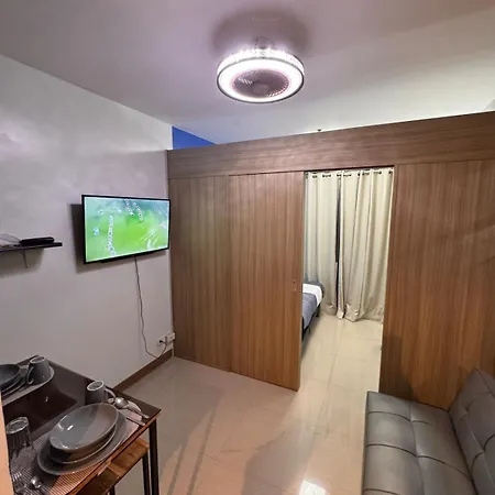 Iris Suites